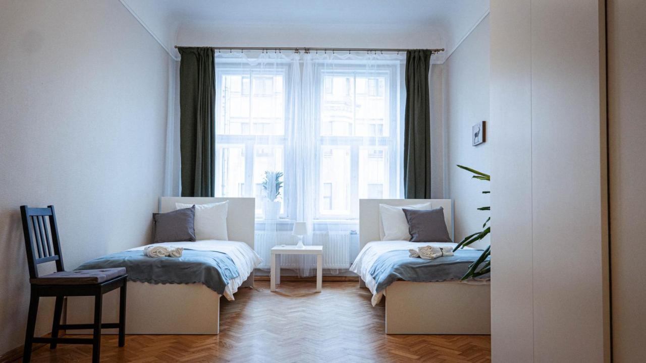 Holberg Apartment Riga Buitenkant foto