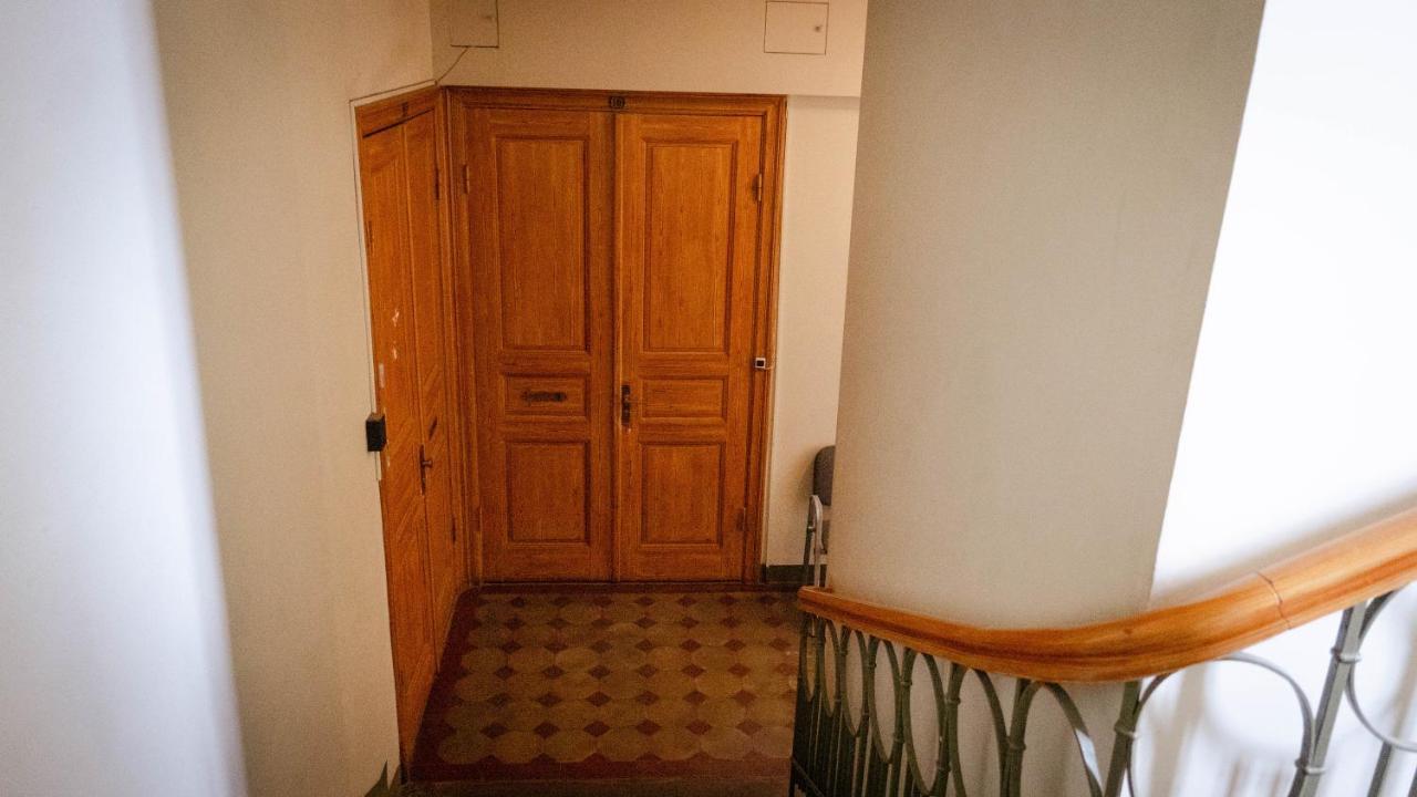 Holberg Apartment Riga Buitenkant foto
